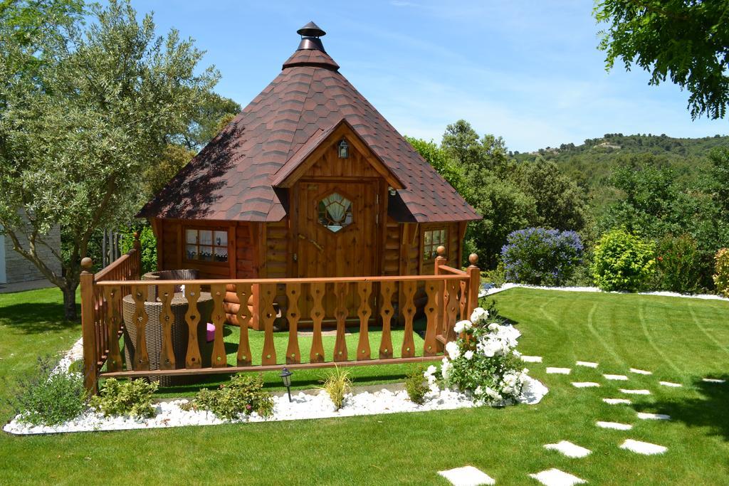 Le Refuge Bed and Breakfast Mornas Buitenkant foto